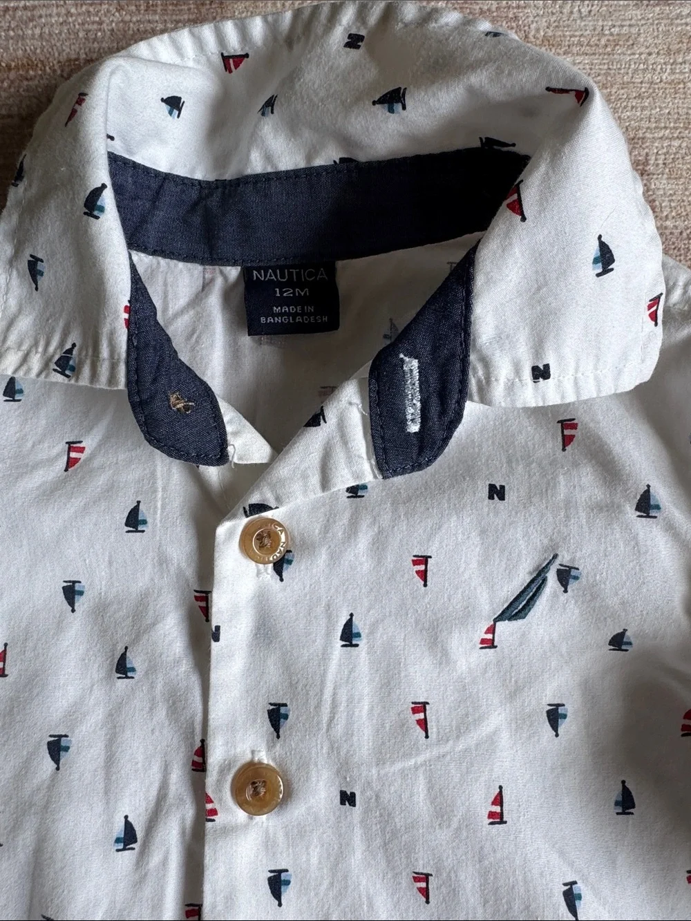 Nautica White Button Down Long Sleeve Shirt with Sailboat Design Size 12M Boys
